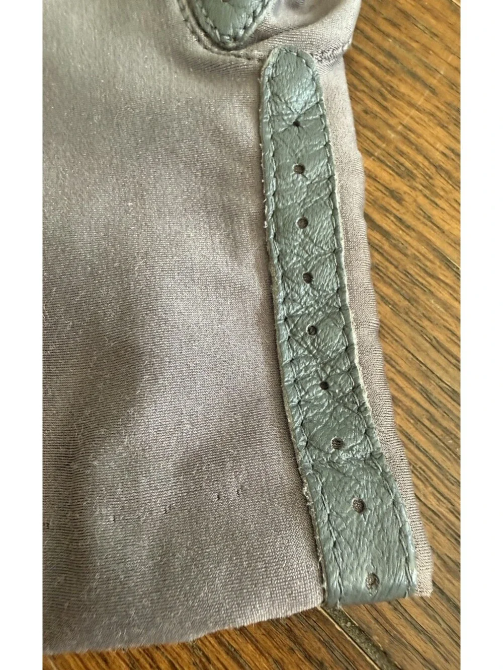 Isotoner gray women’s